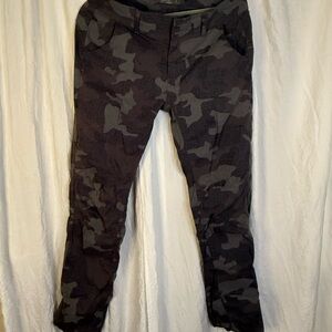 Prana Womens Gray Camo Pants with stretch Sz 8